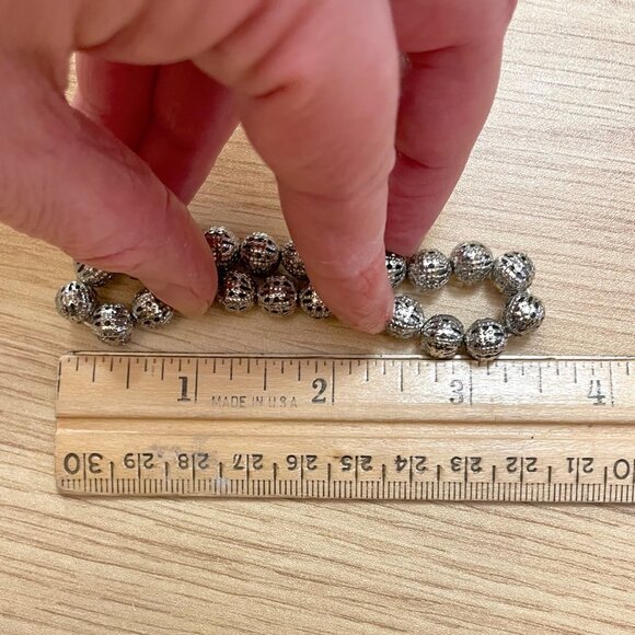 Silver Toned Beaded Stretch Bracelet One Size with Intricate Detailing - Picture 5 of 8